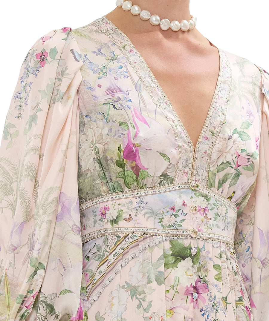 Palacio Playground Short Dress 00033546 features a vibrant print, relaxed fit, and playful silhouette for a chic and effortless statement look.