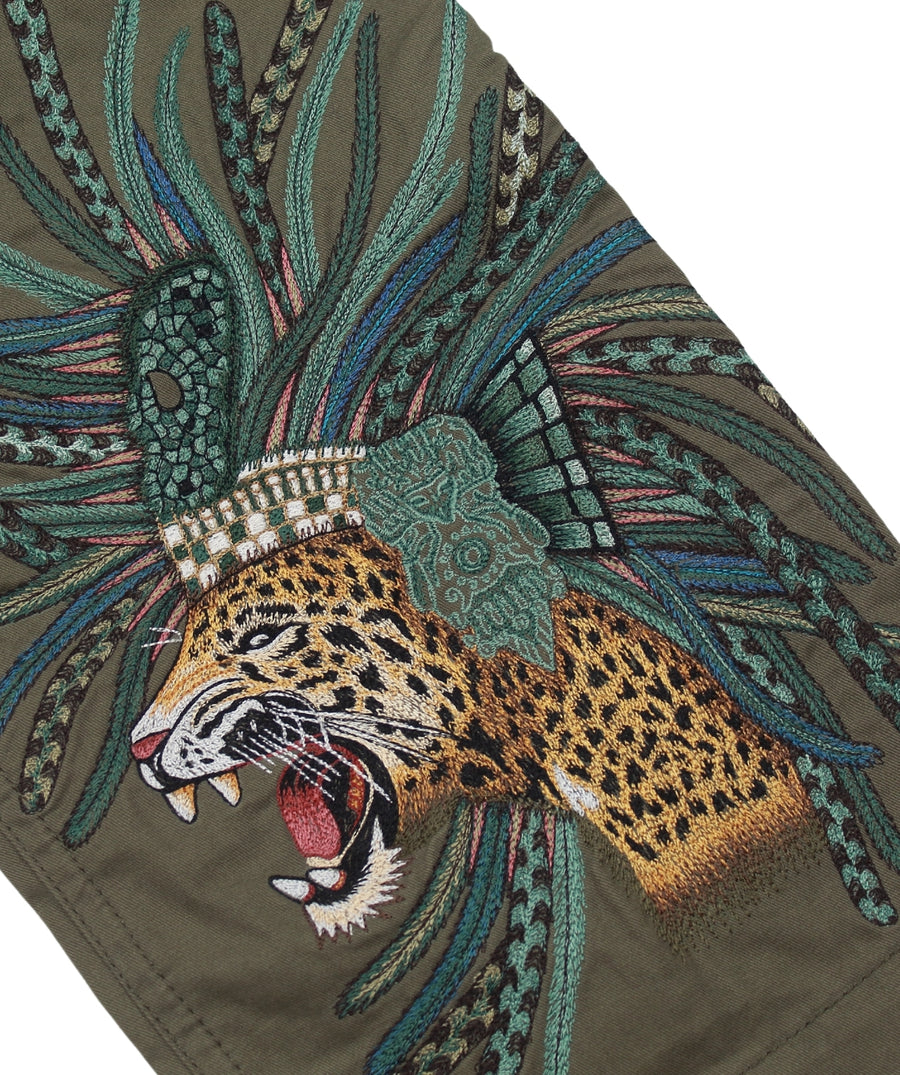The Maharishi Kid's Tiger Loose Snopants B01MH5328 feature tiger embroidery, a relaxed fit, and adjustable waist—perfect for comfort and standout style.