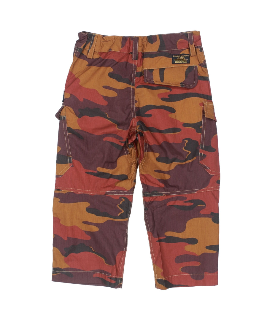 The Maharishi Boy's Cargo Pants B01MH5403 feature a relaxed fit, multiple utility pockets, and durable fabric—perfect for stylish, everyday functionality.
