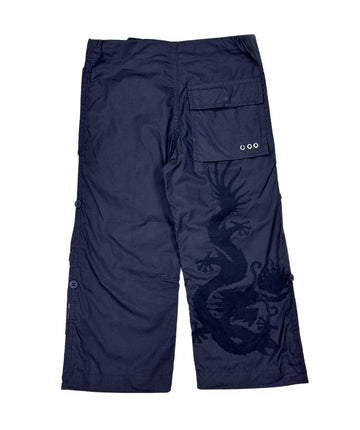 The Maharishi Dragon Boys Snopants 5512 feature bold dragon embroidery, adjustable fit, and durable fabric—perfect for comfort and standout street style.
