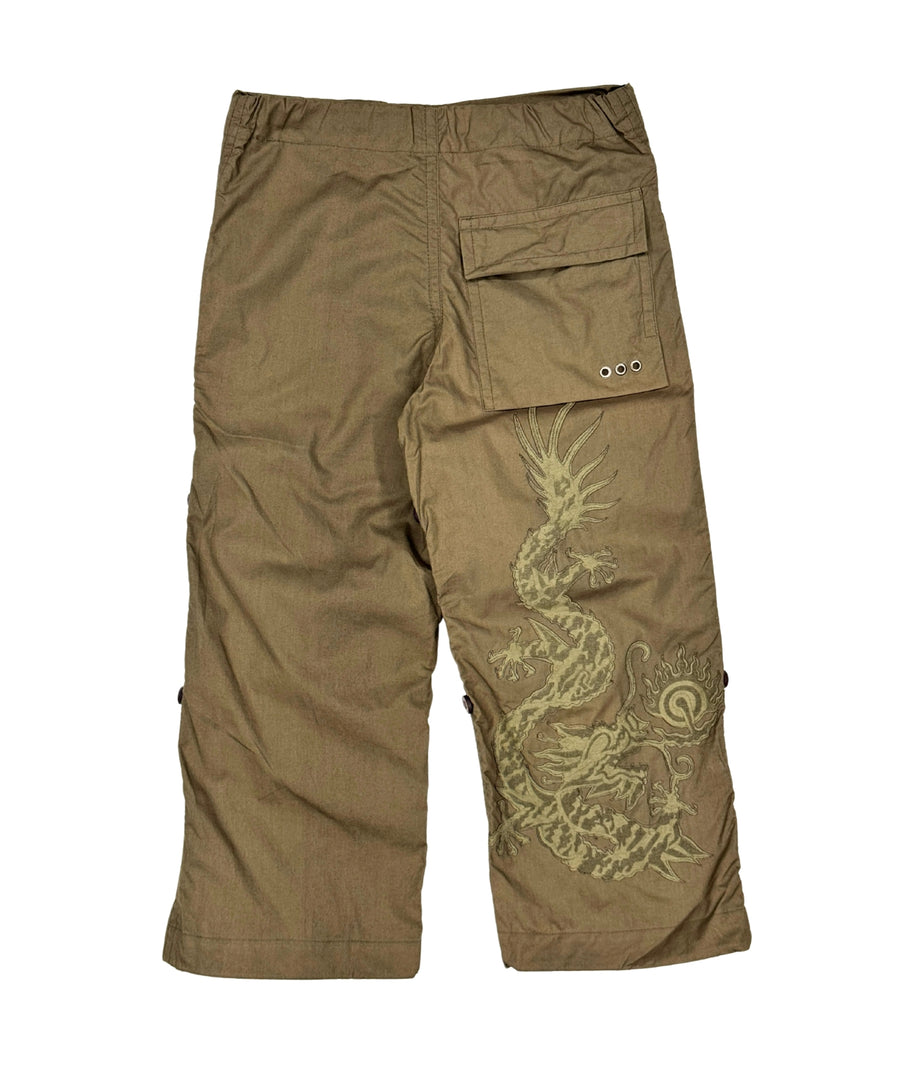 The Maharishi Dragon Boys Snopants 5512 feature bold dragon embroidery, adjustable fit, and durable fabric—perfect for comfort and standout street style.