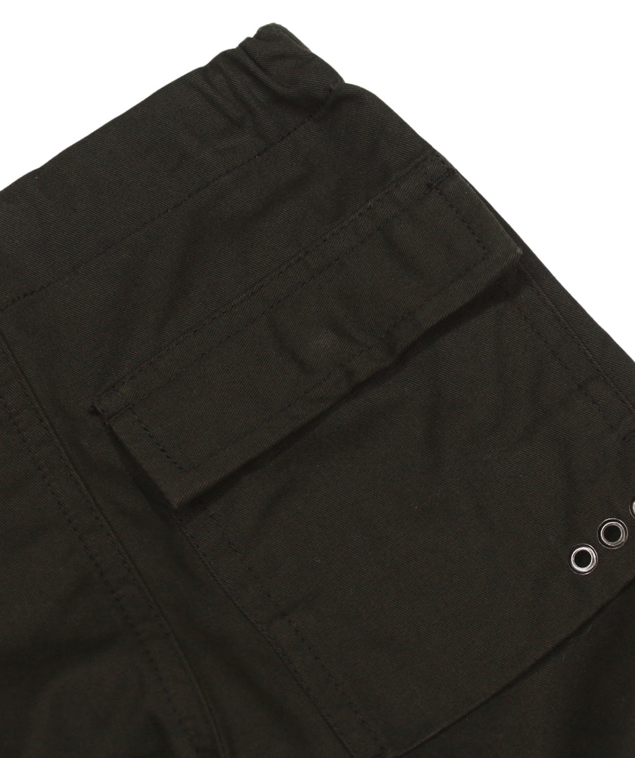 The Maharishi Boy's Antlers Snopants 5612 feature antler embroidery, adjustable fit, and durable fabric—perfect for bold style and everyday comfort.