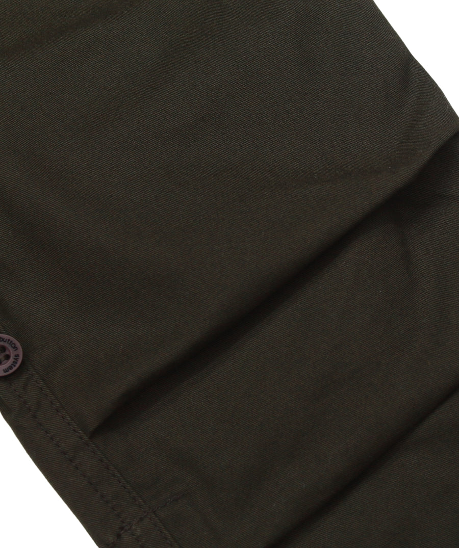 The Maharishi Boy's Antlers Snopants 5612 feature antler embroidery, adjustable fit, and durable fabric—perfect for bold style and everyday comfort.