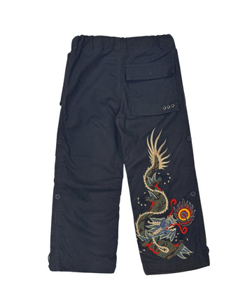 The Maharishi Dragon Boys Snopants 1115 feature detailed dragon embroidery, adjustable waistband, and durable fabric—perfect for bold, everyday style.