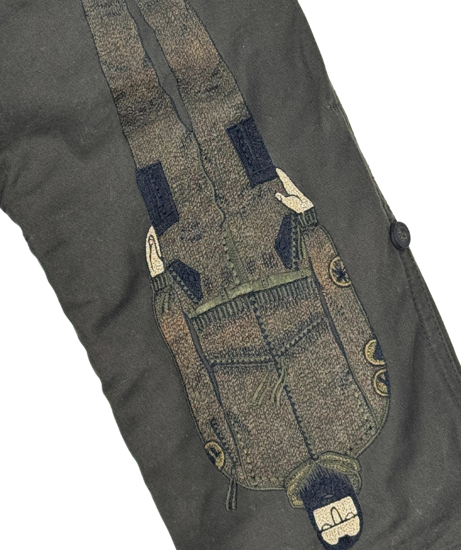 The Maharishi Headstand Boys Snopants 5627 feature unique headstand artwork, adjustable fit, and durable fabric—perfect for comfort with standout style.