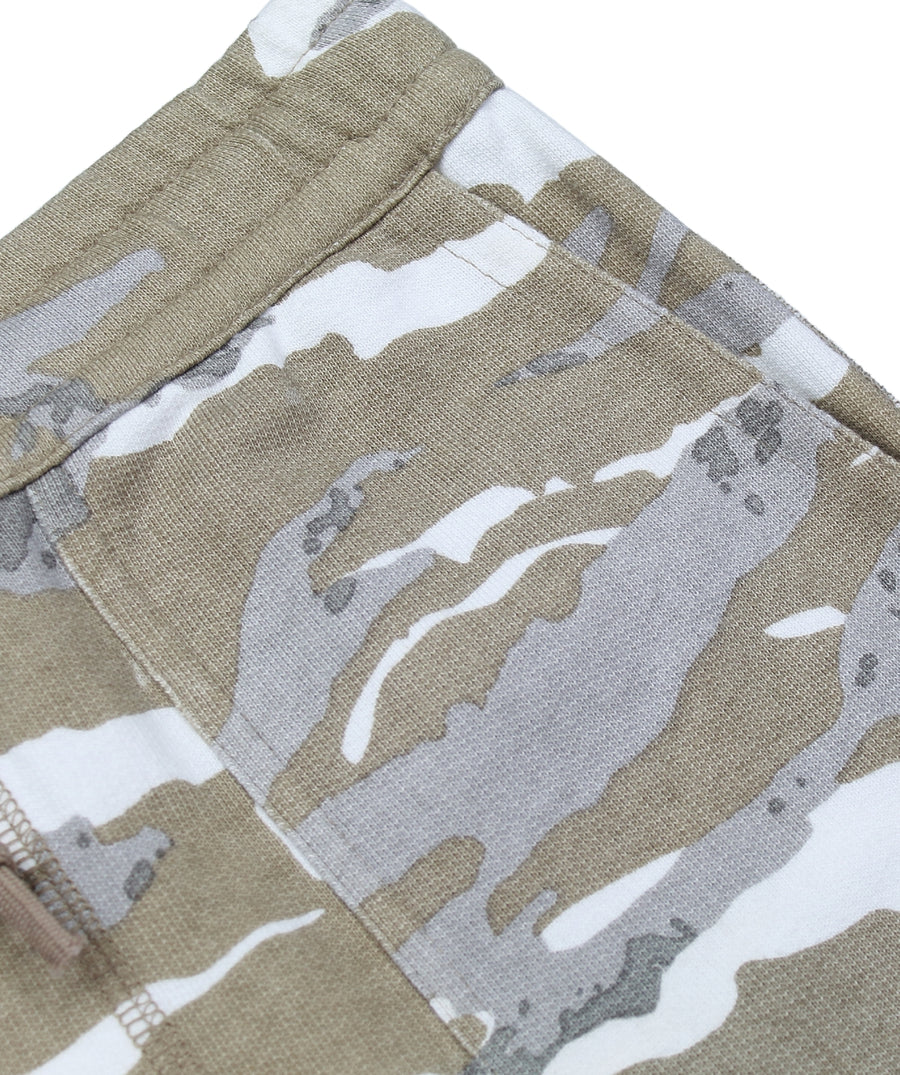 The MAHARISHI Camo Sweatpants B01MH5503 feature an all-over camo print, elastic waistband, and soft cotton blend—perfect for relaxed, everyday comfort.