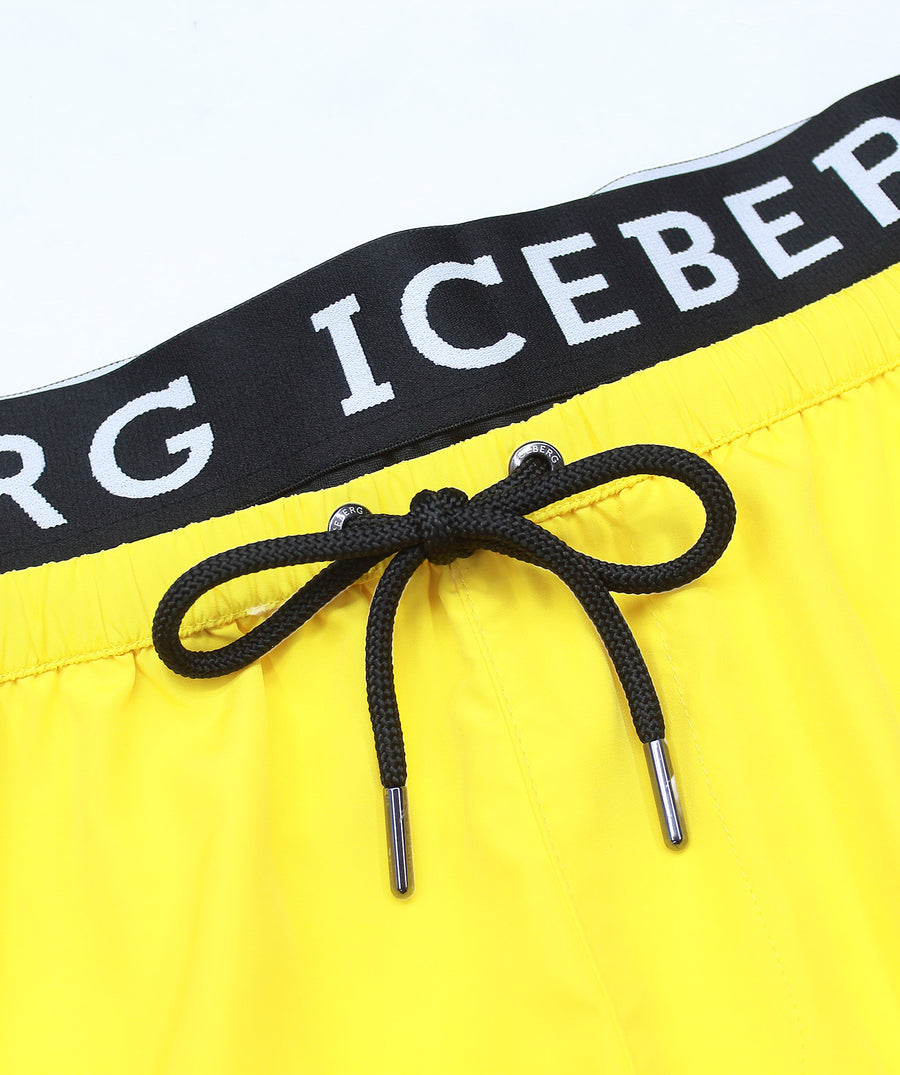 ICEBERG Branded Elastic Medium Boardshort ICE25MBM02 – Stylish boardshorts with a branded elastic waistband, quick-dry fabric, and a comfortable medium-length fit