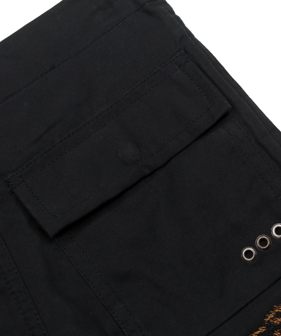 The Maharishi Kid's Tiger Snopants 5508 feature bold tiger embroidery, adjustable waistband, and durable fabric—perfect for stylish, everyday adventure.