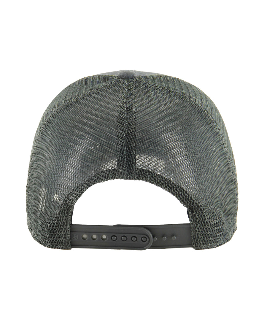 Features an embroidered Yankees logo, curved brim, side 47 logo, and custom-fit snapback. Durable materials and ventilation for an easy one-size wear.