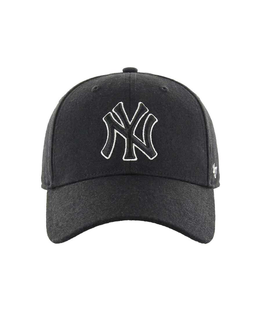Boost your casual style with the ’47 New York Yankees Branson MVP Cap F11B-BRANS17CTP-BKAQ — breathable, adjustable, and perfect for everyday sporty looks.