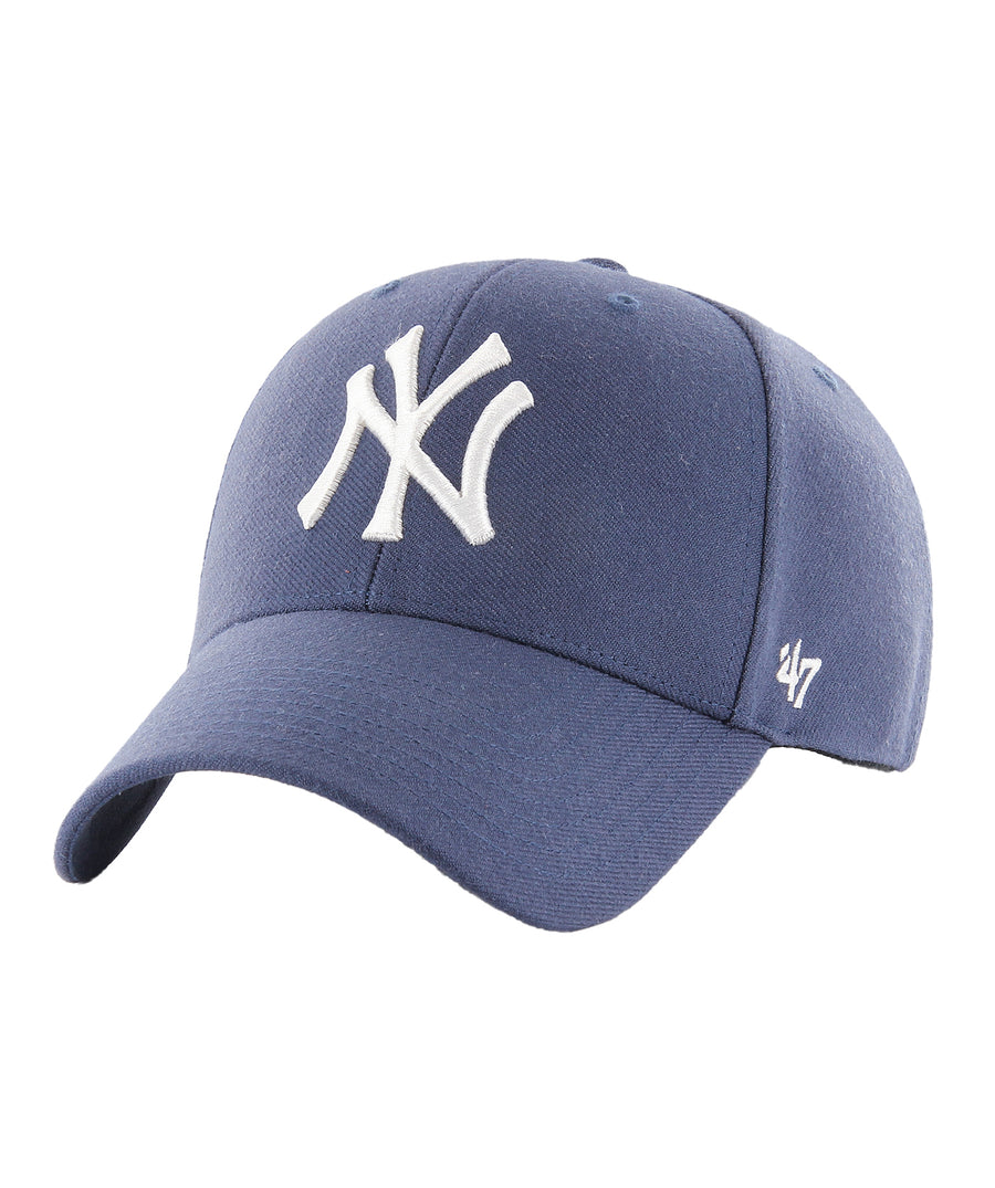 Rep your team in style with the ’47 MLB New York Yankees MVP Snapback Cap F11B-MVPSP17WBP-TB — adjustable, comfortable, and perfect for everyday sporty looks.