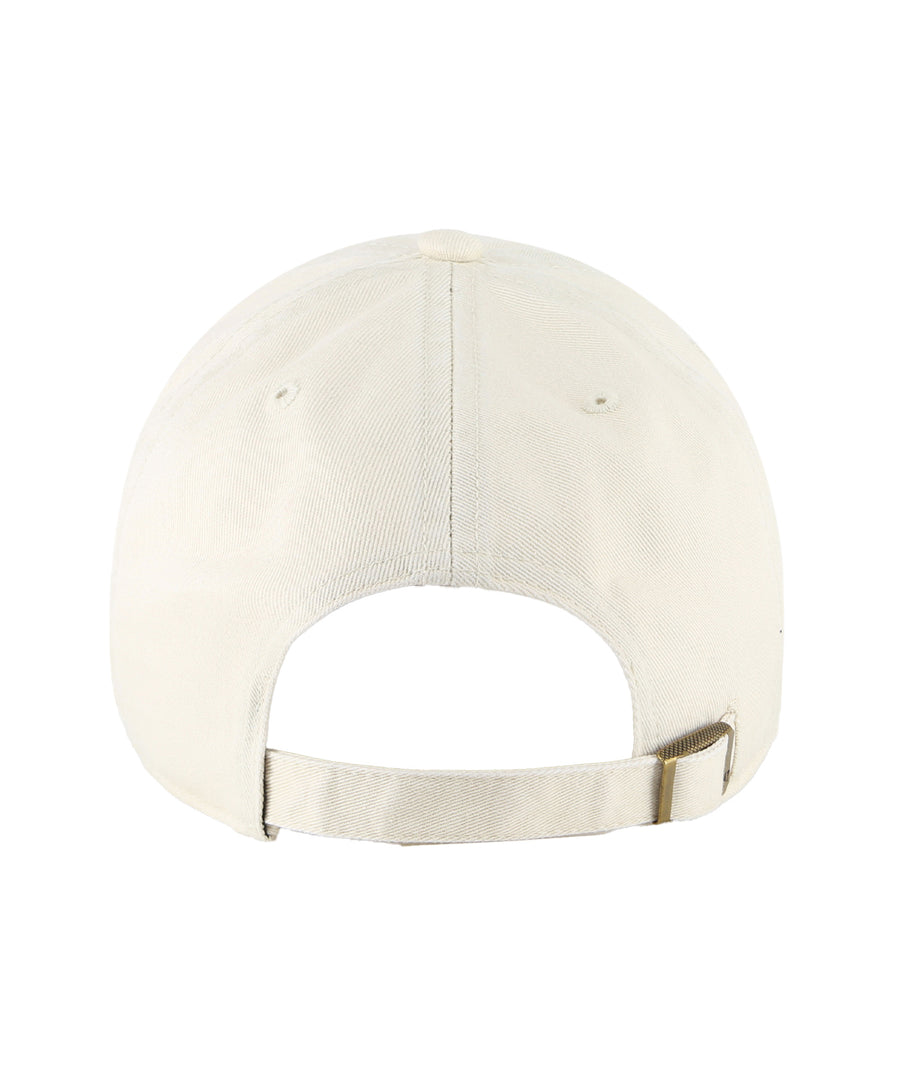 47 MLB New York Yankees Clean Up Cap F11B-NLRGW17GWS-NTN – relaxed adjustable cap with curved visor and iconic Yankees logo for a classic casual look.