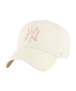 47 MLB New York Yankees Clean Up Cap F11B-NLRGW17GWS-NTN – relaxed adjustable cap with curved visor and iconic Yankees logo for a classic casual look.