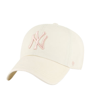 47 MLB New York Yankees Clean Up Cap F11B-NLRGW17GWS-NTN – relaxed adjustable cap with curved visor and iconic Yankees logo for a classic casual look.