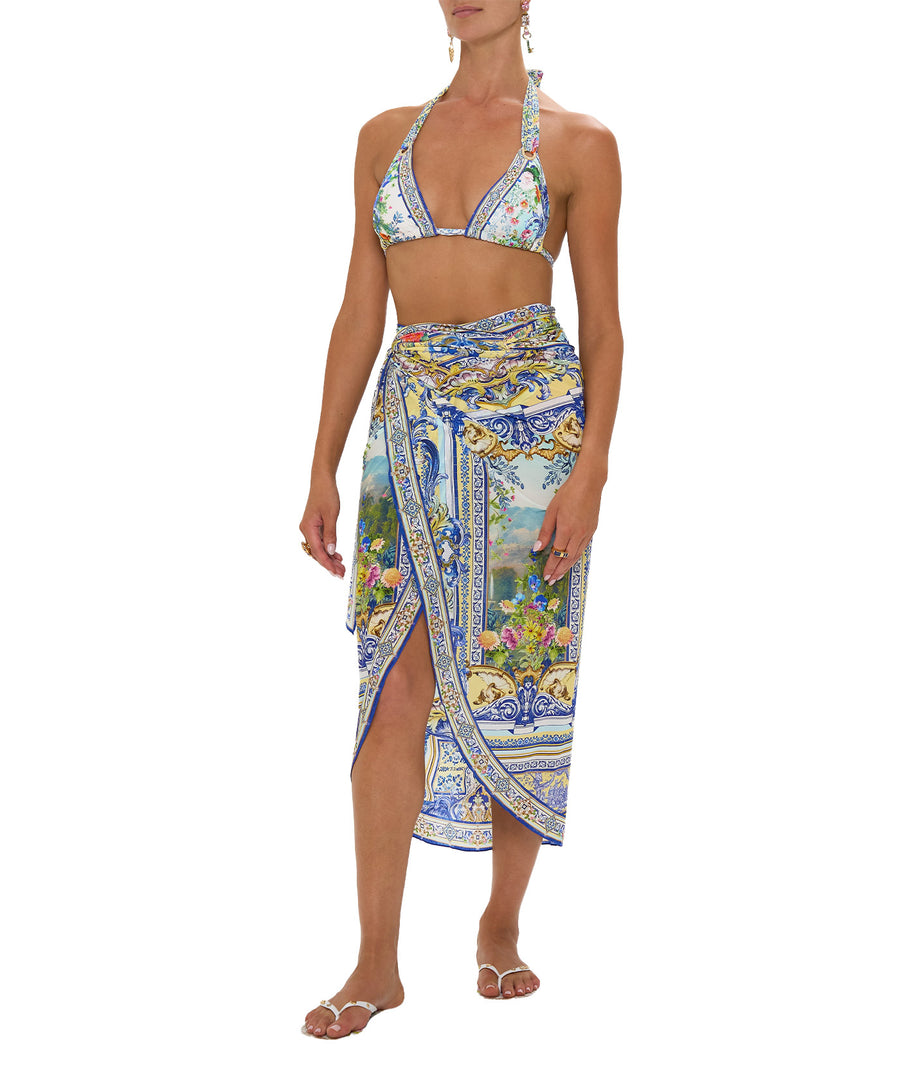 CAMILLA Wall To Wall Wonders Long Sarong 00034300 – A luxurious long sarong featuring the vibrant signature print, soft fabric, and versatile styling options