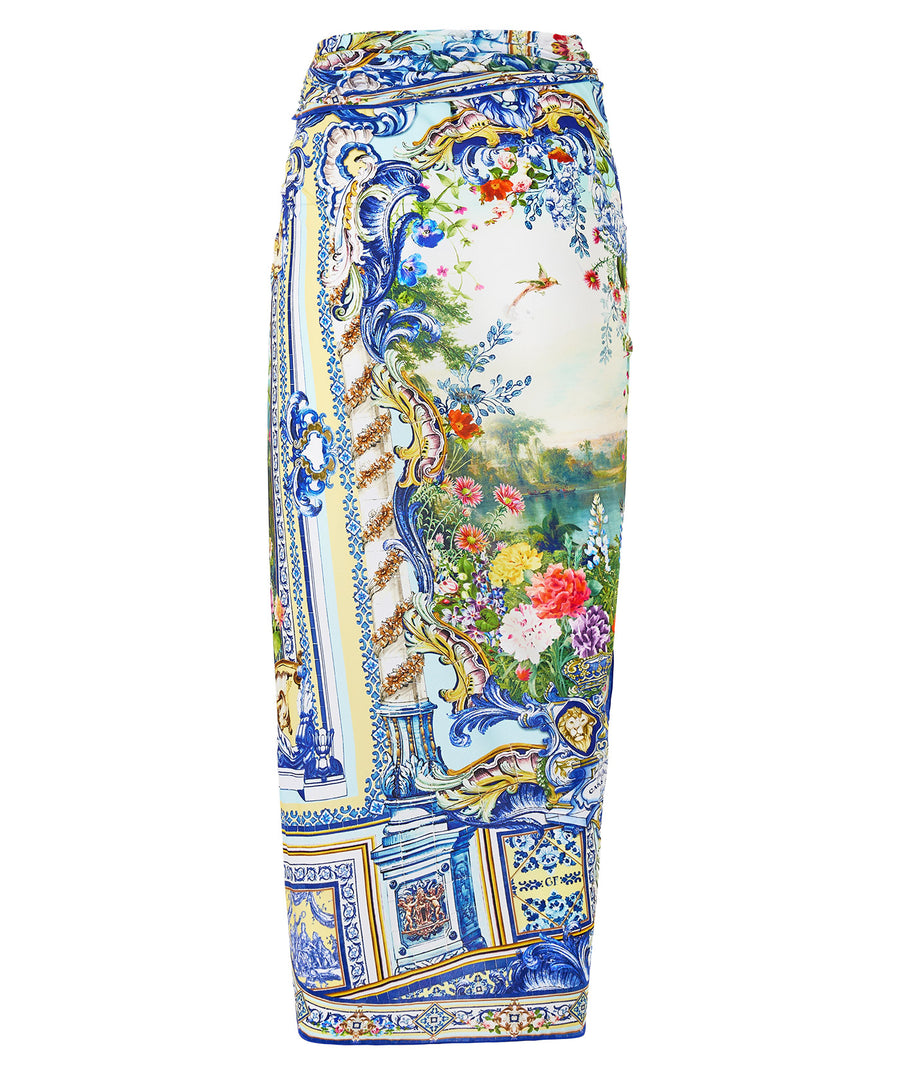 CAMILLA Wall To Wall Wonders Long Sarong 00034300 – A luxurious long sarong featuring the vibrant signature print, soft fabric, and versatile styling options