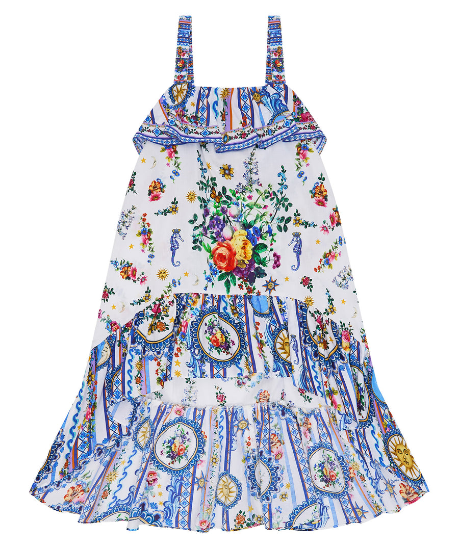 Embrace elegance with the CAMILLA Tiles Darls Tiered Dress 00035756 – a flowy, printed masterpiece perfect for resort wear, beach days, or chic evenings.