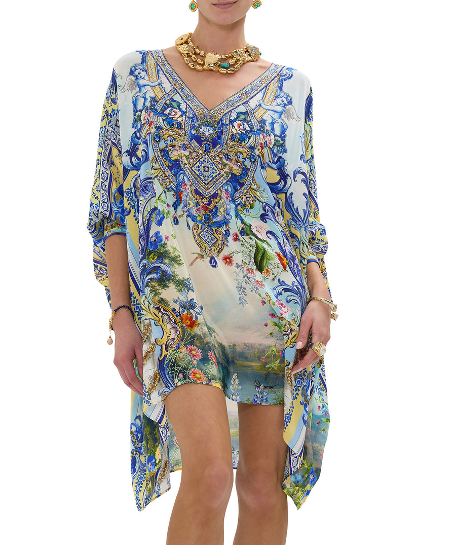 CAMILLA Wall To Wall Wonders Kaftan 00036076 – A flowing kaftan featuring a vibrant signature print, relaxed silhouette, and luxurious fabric for effortless elegance
