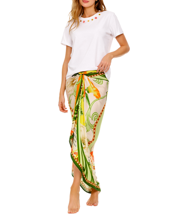 AGUA BENDITA Marine Ete Pareo 17809 – A lightweight and versatile pareo adorned with the vibrant Ete print, perfect for chic beach cover-up styling