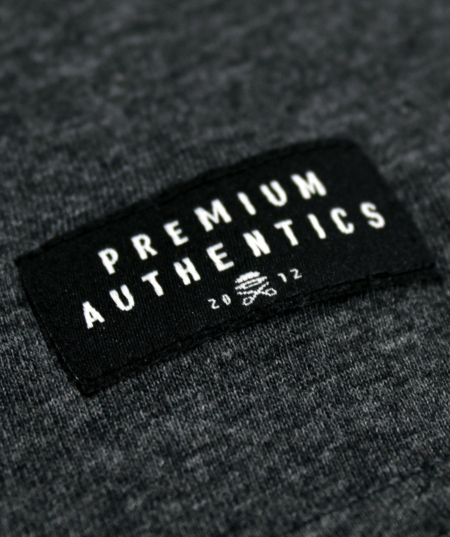 CAYLER & SONS  Premium Authentics Icon Tee PA-AW18-AP-10