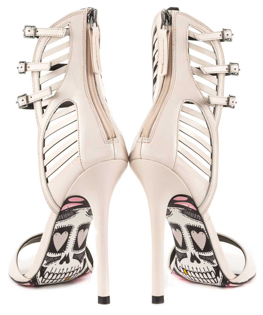 TAYLOR SAYS  Miss Skully Patent Leather Pumps 100TLRMISSSKULLY